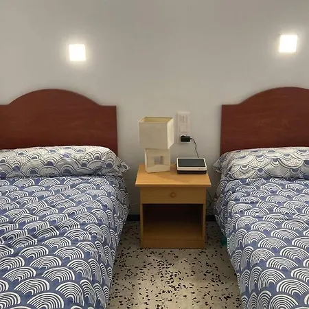 Alflat Un Apartamento Peculiar *